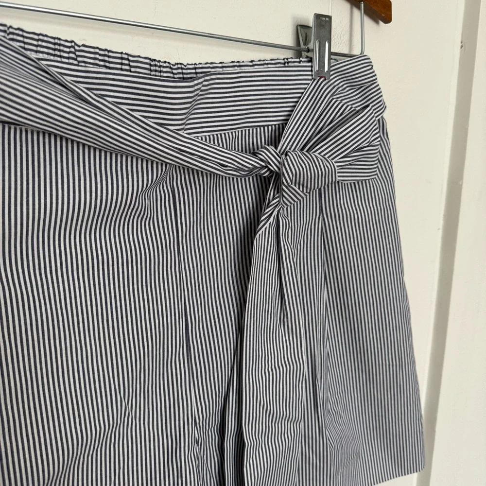 J. Crew Tie-waist short in organic cotton‎ Size 8